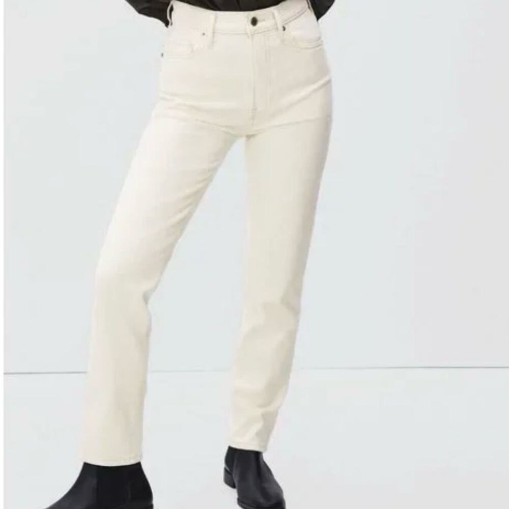 Everlane Original Cheeky Jean Cream Cropped Organic Cotton Size 33 EUC